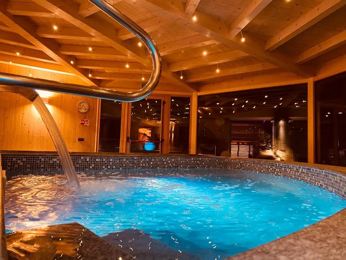 Alps Oriental Wellness Hotel Campodolcino 3*,