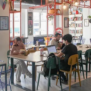 Hostel Yellowsquare, Milan