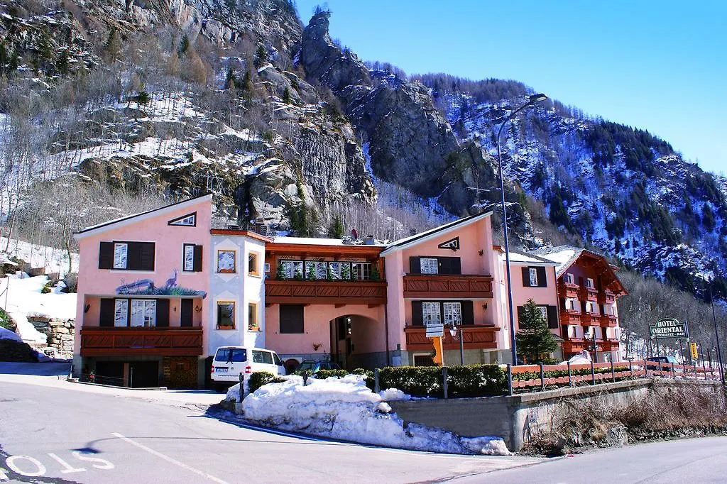Alps Oriental Wellness Hotel Campodolcino 3*,  İtalya