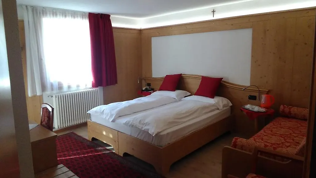 ***  Alps Oriental Wellness Hotel Campodolcino İtalya