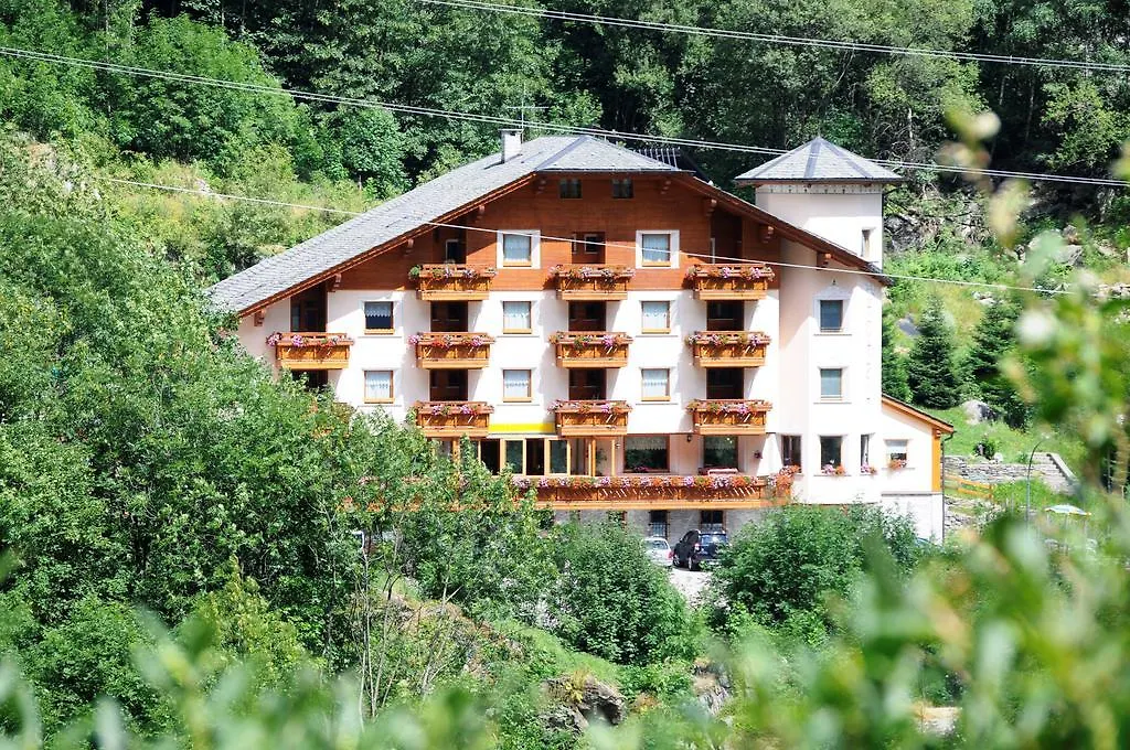 Alps Oriental Wellness Hotel Campodolcino