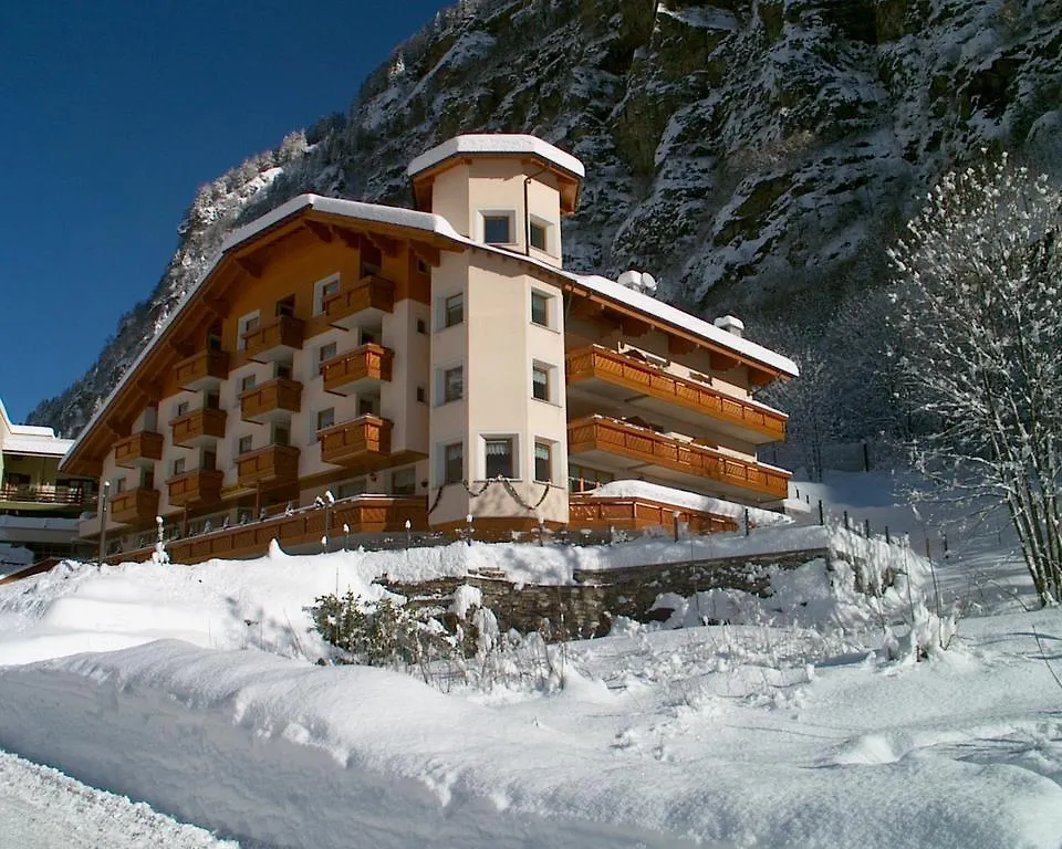 Alps Oriental Wellness Hotel Campodolcino 3*,  İtalya