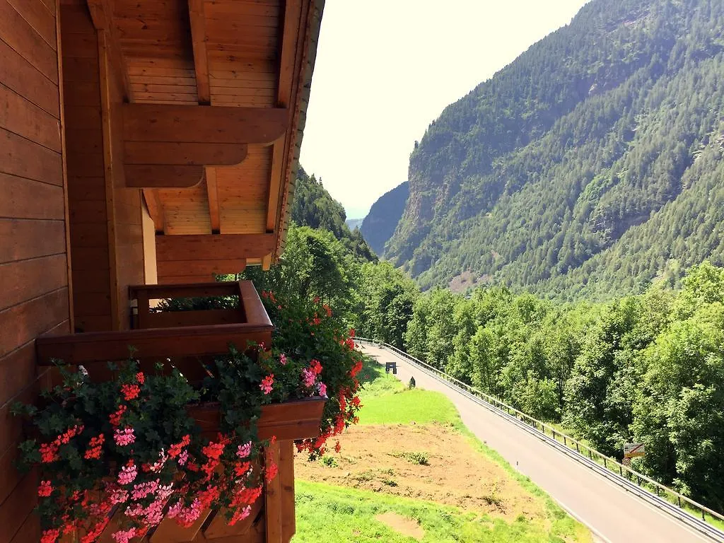 Alps Oriental Wellness Hotel Campodolcino İtalya