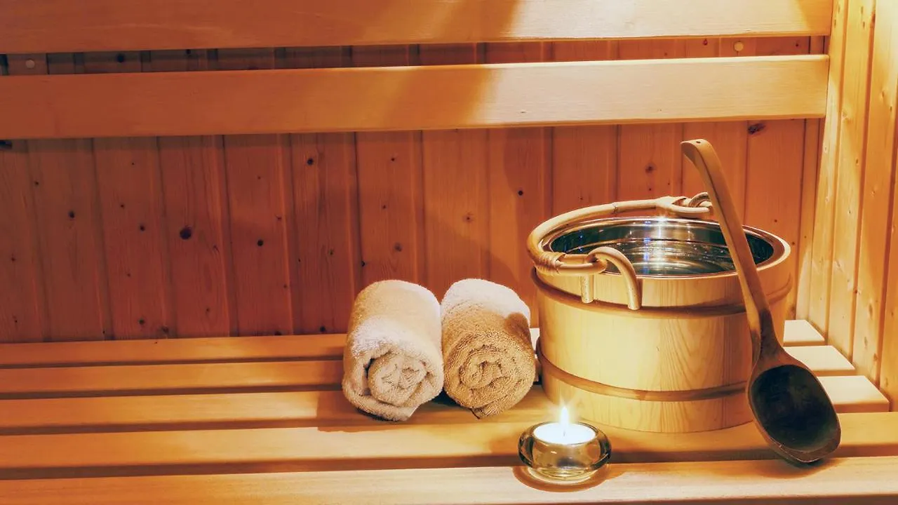 Alps Oriental Wellness Hotel Campodolcino 3*,