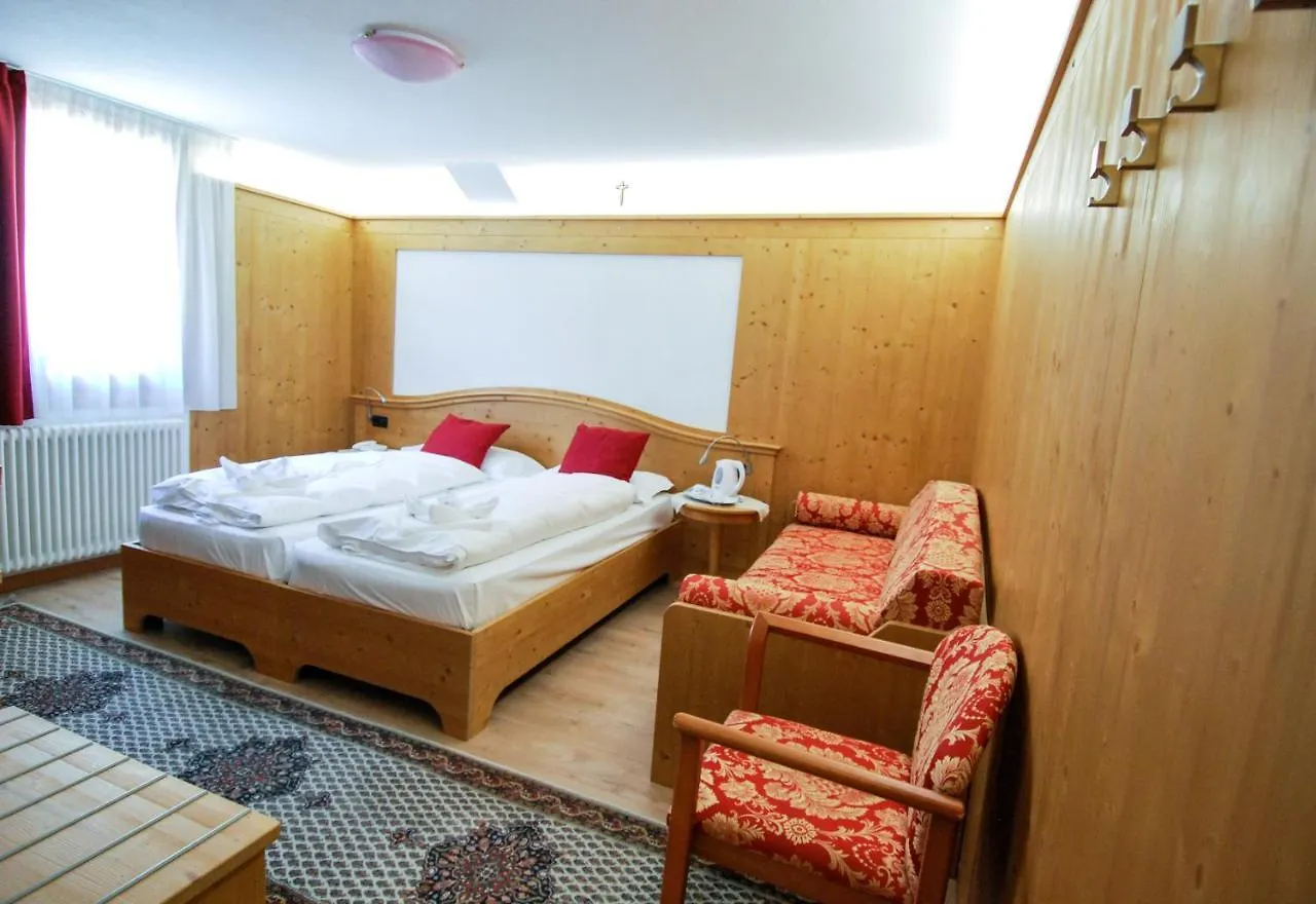 Alps Oriental Wellness Hotel Campodolcino 3*,  İtalya